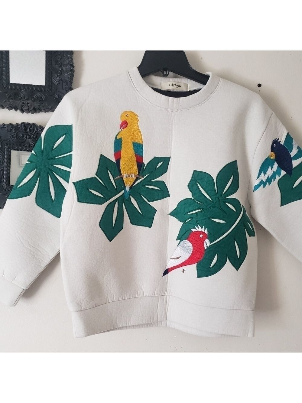 Sweater - Picture 2 of 12